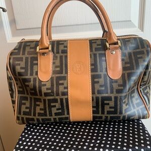 VINTAGE 1970’s FENDI Roma Zucca speedy Bag